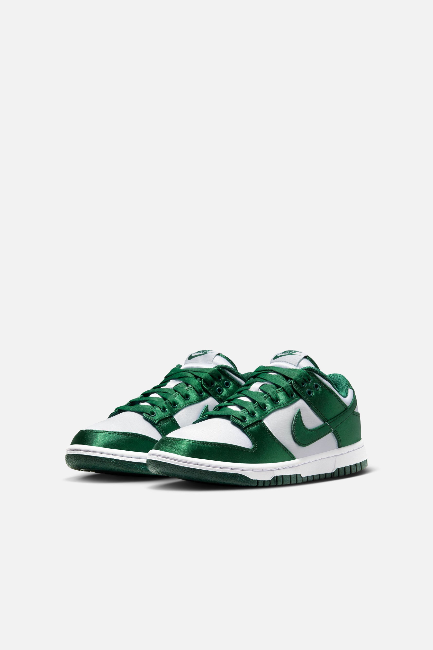 NIKE DUNK LOW ESS-