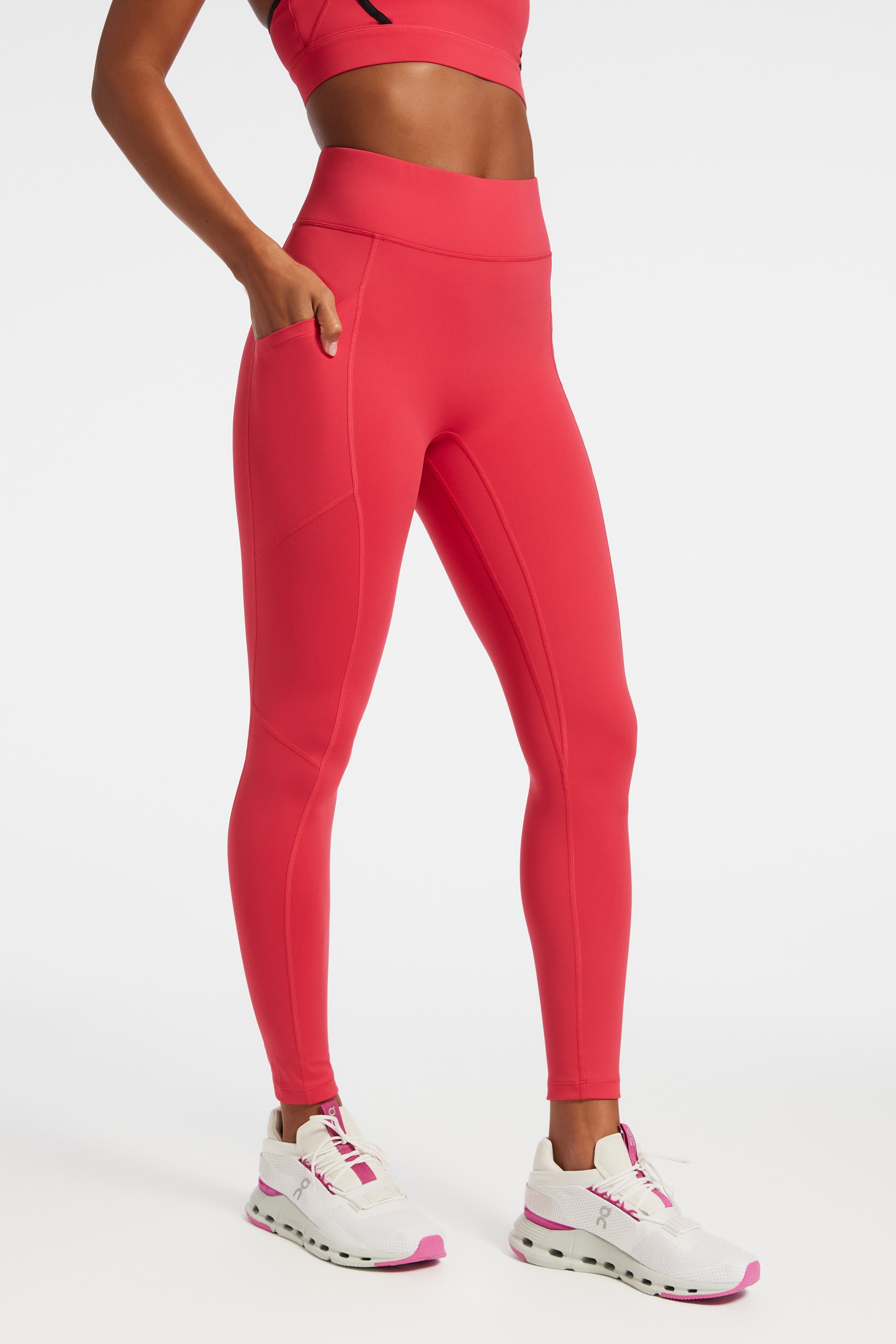 All Access High Waisted Center Stage Pocket Legging Fiery Red, Womens BANDIER  Leggings