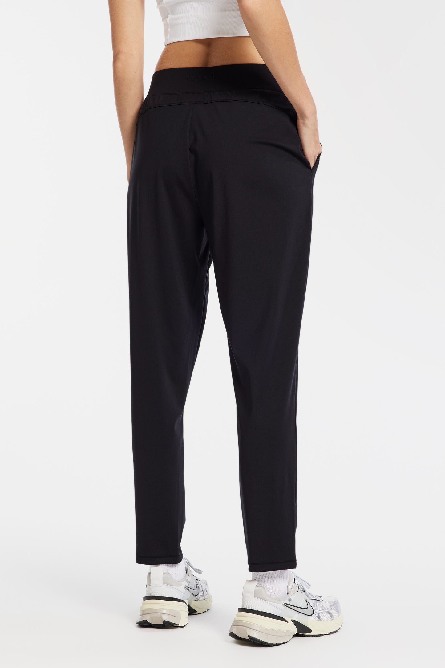 Center Stage Straight Leg Pant - Black