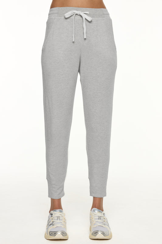 Reena 7/8 Fleece Sweatpant - Heather Grey/Off White