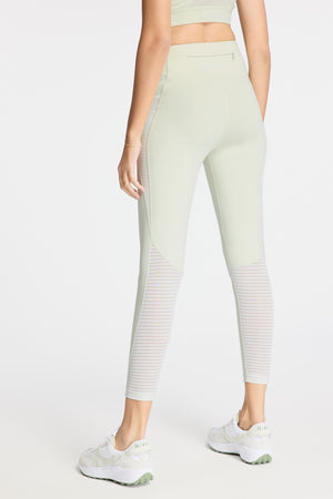 Tan 2024 nike leggings