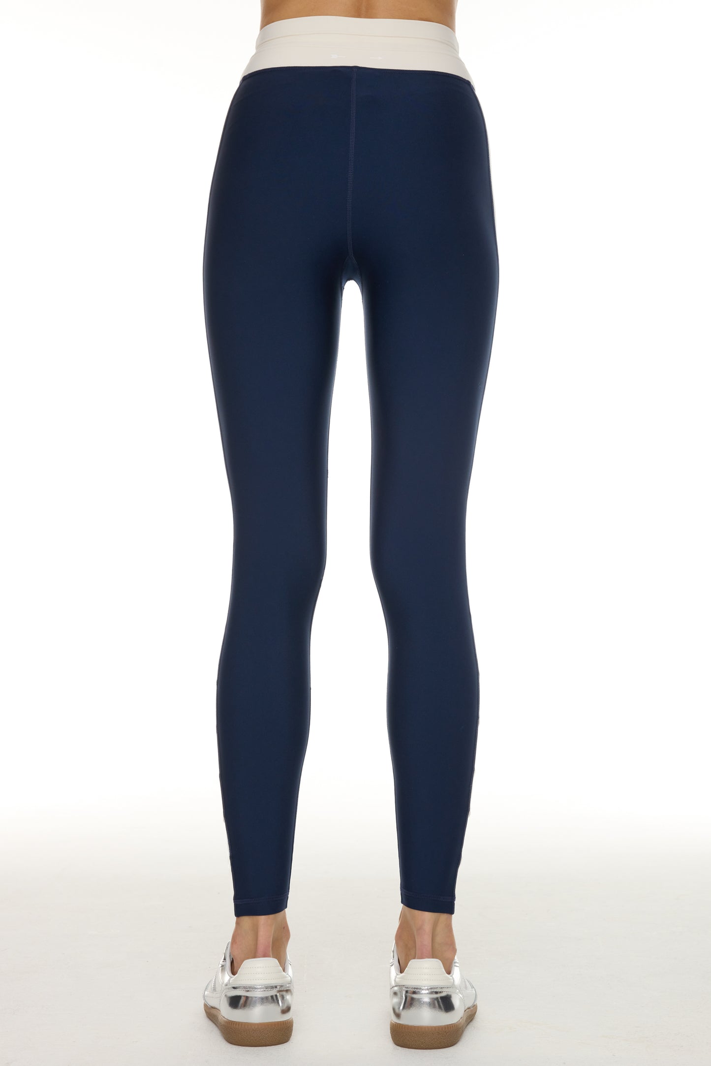 Oracle 25in Midi Pant - Navy