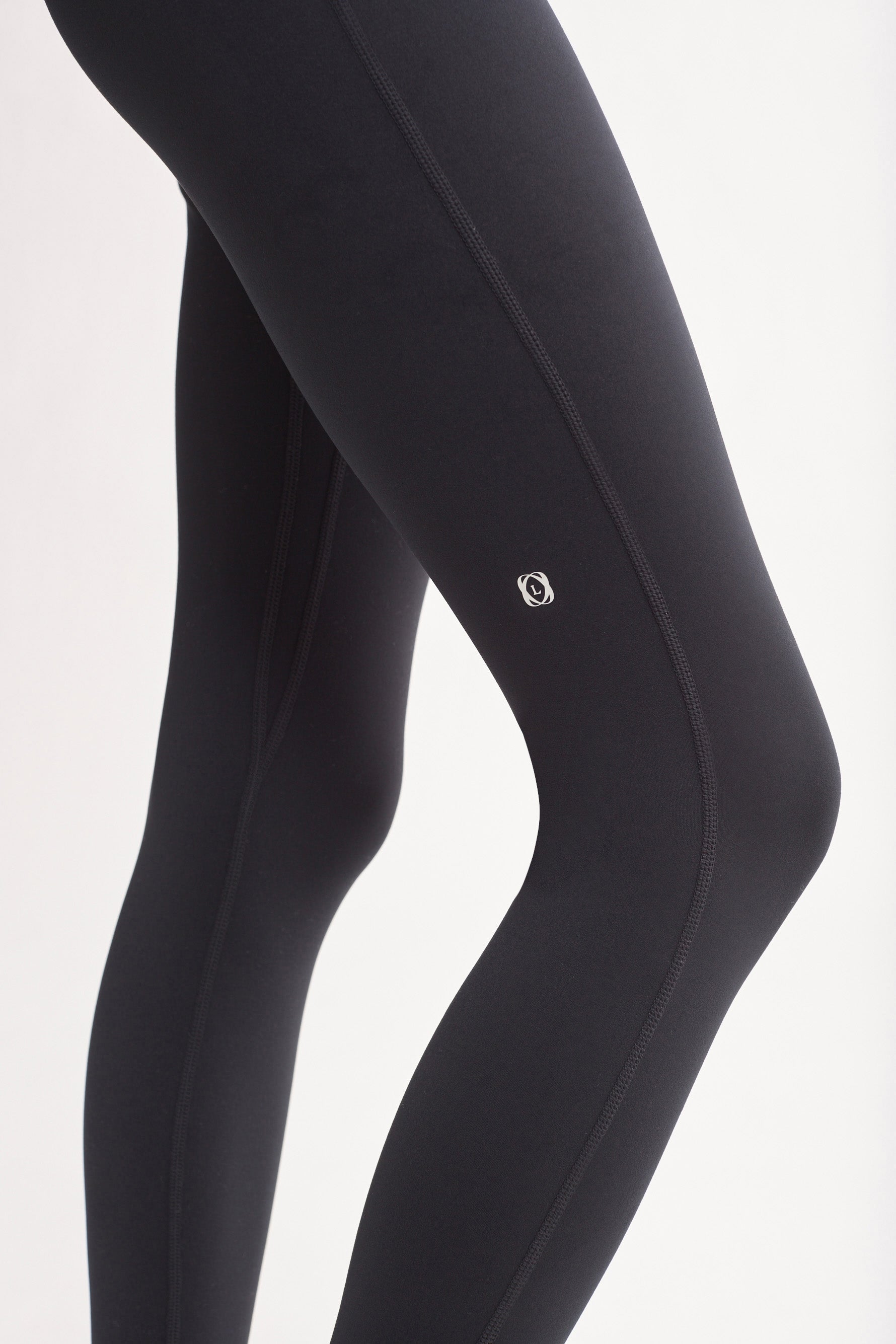 Black leggings with logo waist