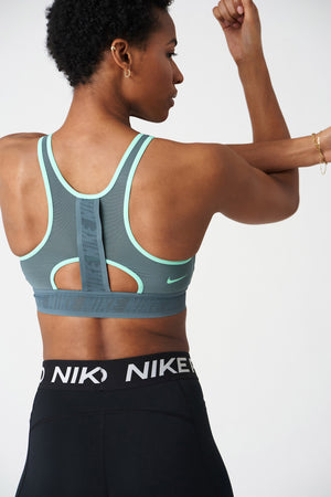 Nike Bra Womens Extra Small Green Sport Bra Dri-Fit UltraBreathe Indy  Ladies